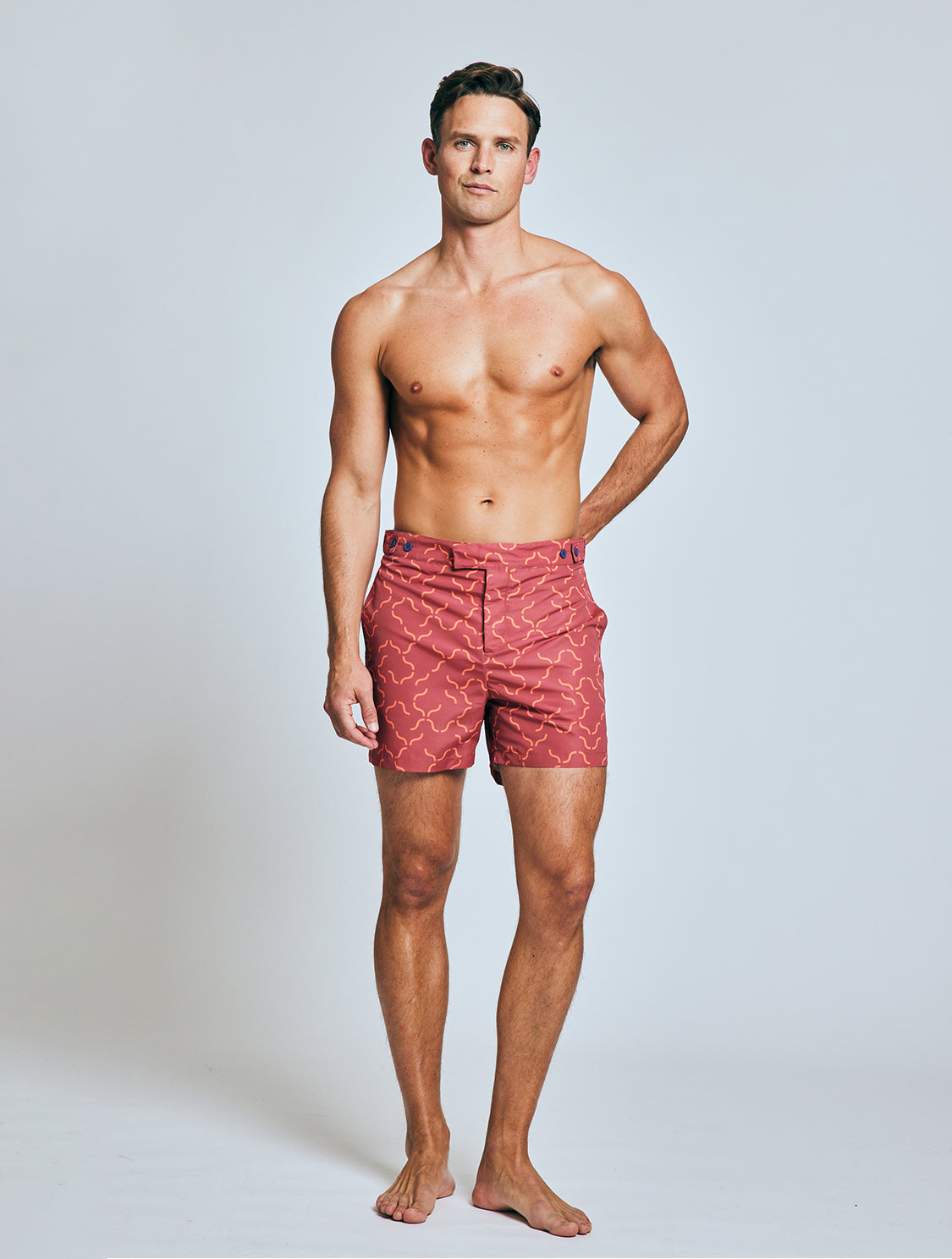 TAILORED SWIM SHORTS LINEAR TILE PRINT