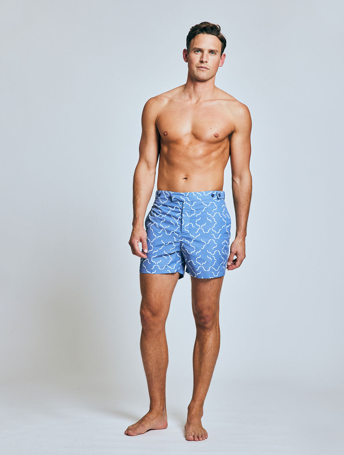 TAILORED SWIM SHORTS LINEAR TILE PRINT